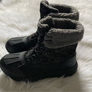 Skechers Waterproof Boots Mens Size 13 (UK 12) Outdoor Ultra Leather Faux Fur‎